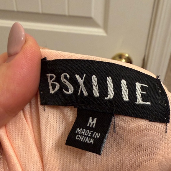 NWOT Elegant Peach Lace Maxi Dress - Picture 7 of 10